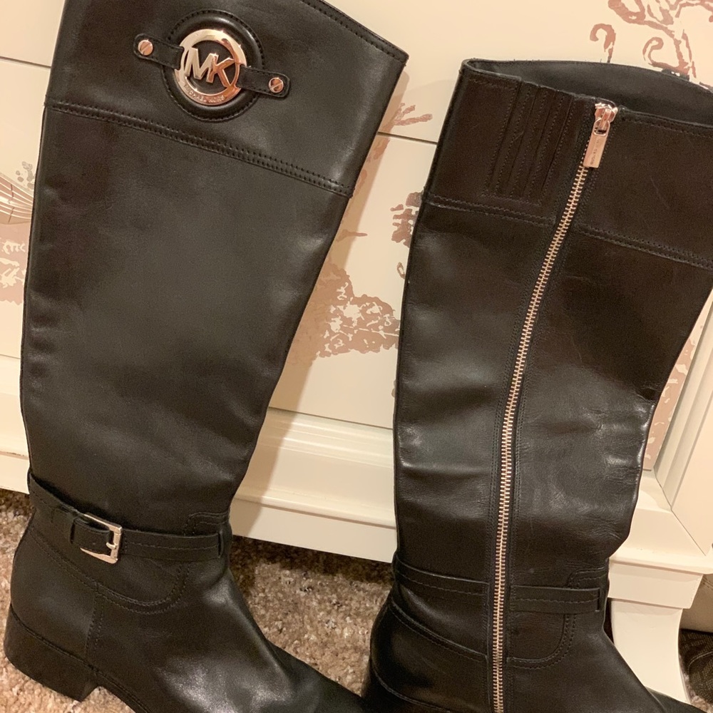 Black mk boots